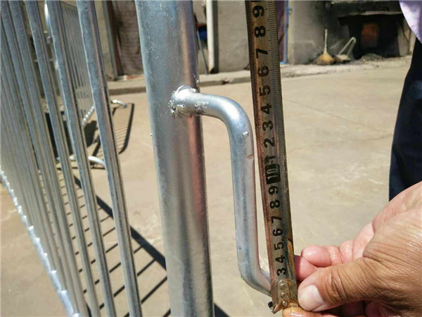 Hot Dip Galvanized Metal Crowd Control Penghalang Keamanan Portable 7