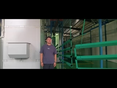 tiang persegi sedang dilapisi bubuk