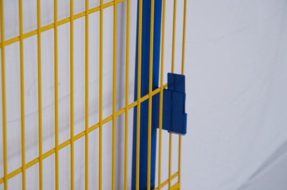 Lukisan Pvc Welded Mesh Edge Protection Barriers Untuk Konstruksi