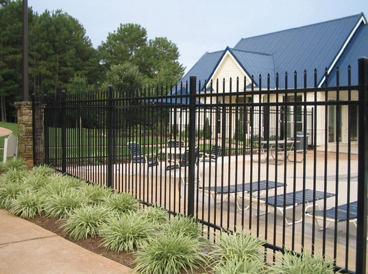 Black Iron Panel Steel Wall Fence Dekoratif Low Tubular Steel Fence untuk Villa Garden