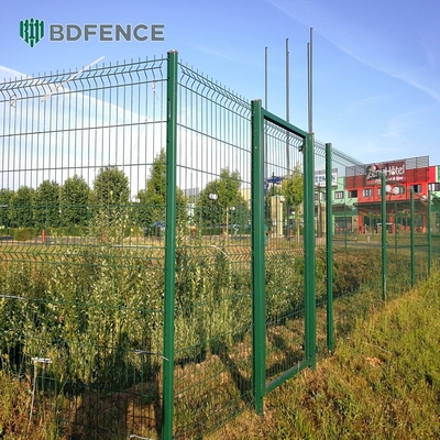 Heavy Duty Strong Welded Pagar Panel Rumah Luar Ruang Dekoratif Privasi V Mesh Pagar Panel Untuk Pagar Taman