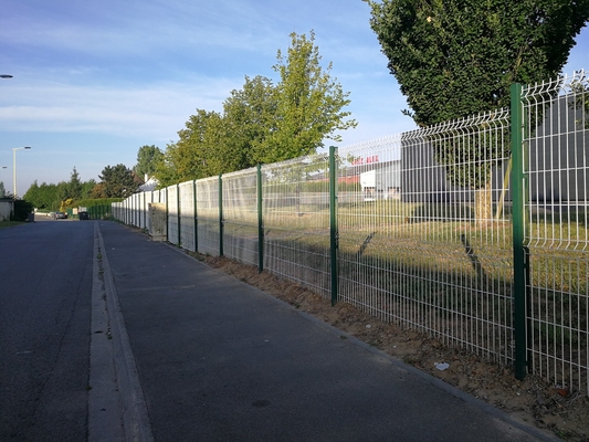 PVC Lapisan 3D Pagar Welded Wire Mesh Pagar untuk Keamanan dan Kebun