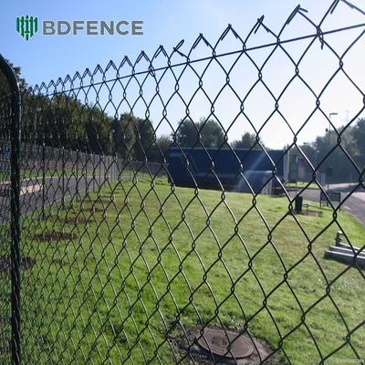 8 ft Chain Link Pagar PVC Lapisan Hitam Vinyl Cyclone Iron Wire Mesh Metal Pagar Untuk Panel Pagar Taman Luar Ruangan