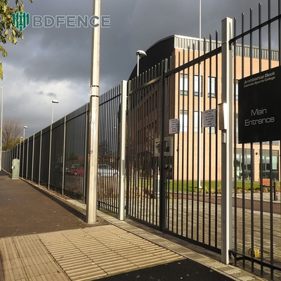 High Security Galvanized Metal Palisade Tubular Fence Untuk Mudah perakitan Dan Berkelanjutan
