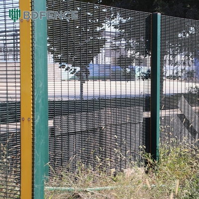 358 Penjara Mesh Anti Climb Pagar Disesuaikan Berkelanjutan