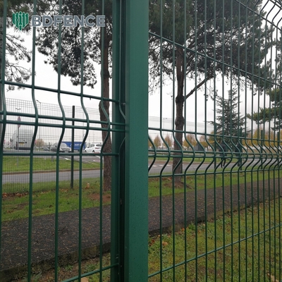 Rumah Keamanan Luar Ruang Curvy Welded Wire Pagar 3D Curved Welded Pvc Taman Pagar