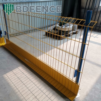 Q235 Pagar Perlindungan Edge Steel Mesh Dengan Toeboard Untuk Bangunan
