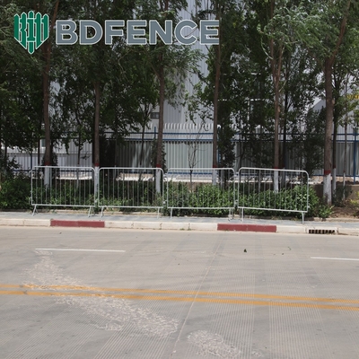 Hot Dip Galvanized Metal Crowd Control Penghalang Keamanan Portable