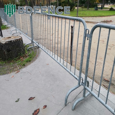Tugas berat Galvanized Baja Barrikade Konser Low Maintenance