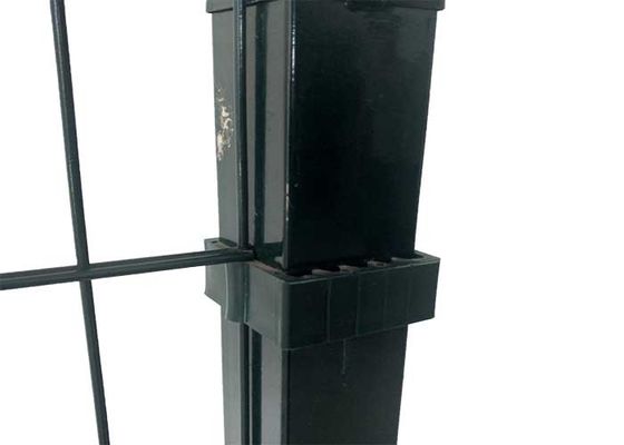 3d V Mesh Pagar Pvc Hijau / Hitam / Abu-abu Metal Pagar Wire Mesh Keamanan