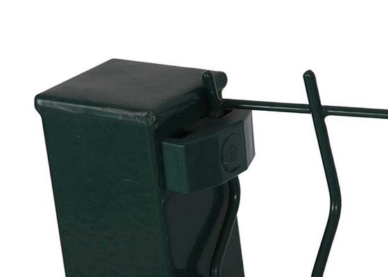 3d V Mesh Pagar Pvc Hijau / Hitam / Abu-abu Metal Pagar Wire Mesh Keamanan
