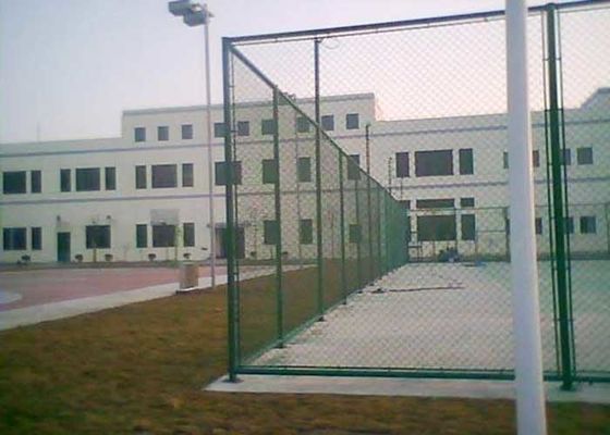 4.5mm Setelah Lapisan Pvc Galvanized Diamond Chain Link Pagar Untuk Game Pabrik