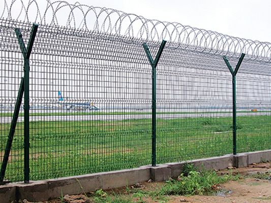 Tinggi 2400mm Round Post Airport Security Fencing