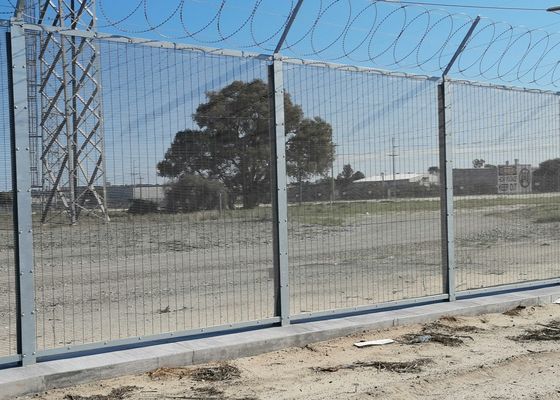 PVC Coating 75x12.5mm Anti Climb Security Fencing Untuk Penjara
