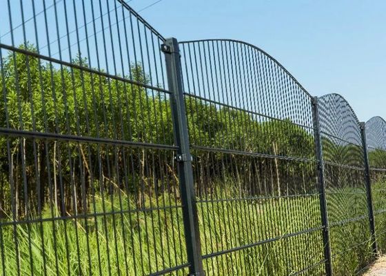 Taman Rumah Tinggi 6ft Pagar Wire Mesh Ganda 50 * 150mm
