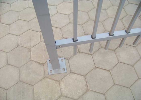 Modern Black Garden Zinc Post Square Tube Panel Logam Logam Pagar Dengan Lebar 7ft