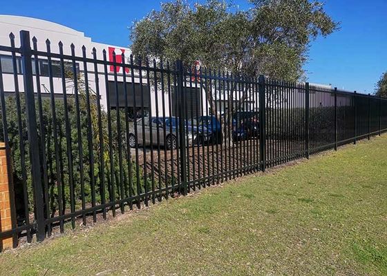 Modern Black Garden Zinc Post Square Tube Panel Logam Logam Pagar Dengan Lebar 7ft