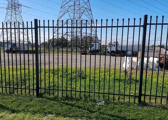 Easy Assembly Steel Tube Q195 Atau Q235 Material Fence Untuk Perlindungan Rumah Taman Pertanian