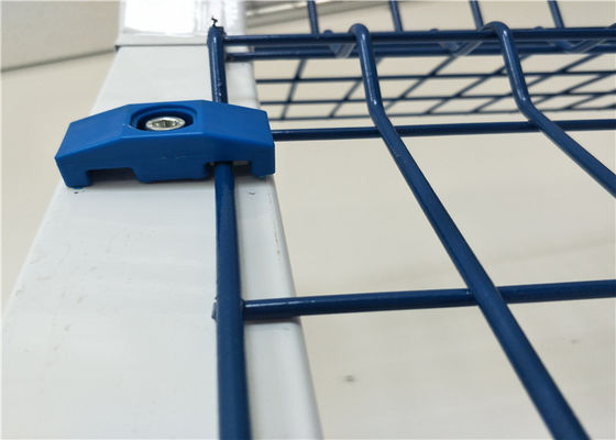 Klip Logam 70 * 70mm Welded Mesh Anti Theft Fence