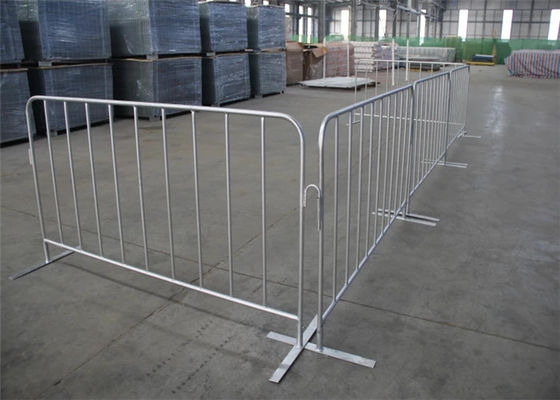 1.8mm Ketebalan Logam Baja Portabel Keselamatan Jalan Pejalan kaki Barrikada Pengendalian Kerumunan Sementara untuk Pengendalian Lalu Lintas