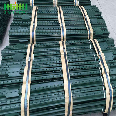 6 Kaki Baja Studded T Post Pagar Pertanian Galvanis Menggunakan