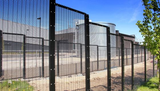 Anti Pencurian Anti Mendaki Mesh Pagar Hot Dip Galvanized Welded Wire Untuk Taman Taman Sekolah