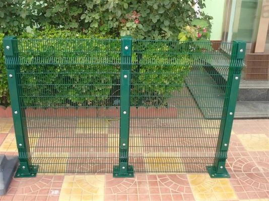 Anti Pencurian Anti Mendaki Mesh Pagar Hot Dip Galvanized Welded Wire Untuk Taman Taman Sekolah
