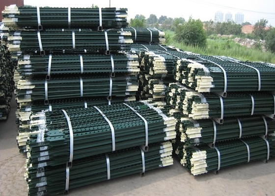 40*-40*4.0mm Baja T Post Fence Pertanian Logam 8 Ft 0,95 Lb Per Foot