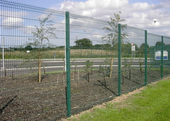 Pvc Coated Peach Post 3d Curved Fence Lipat Welded Wire Mesh